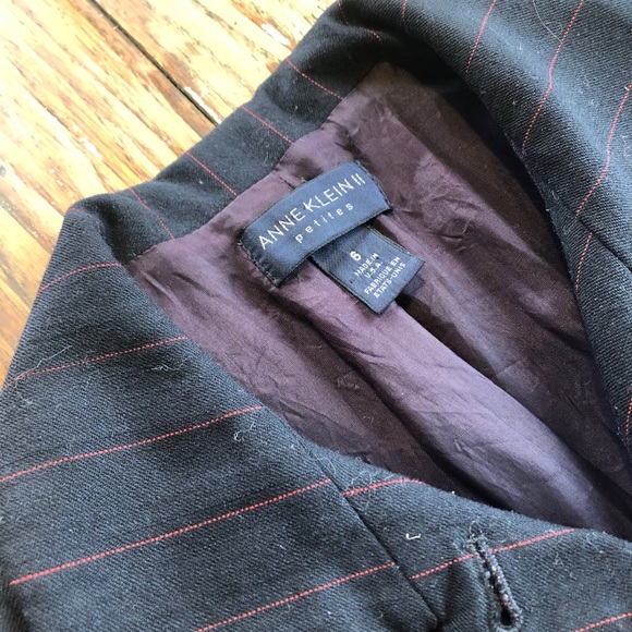 Business Jacket - Picture 2 of 3